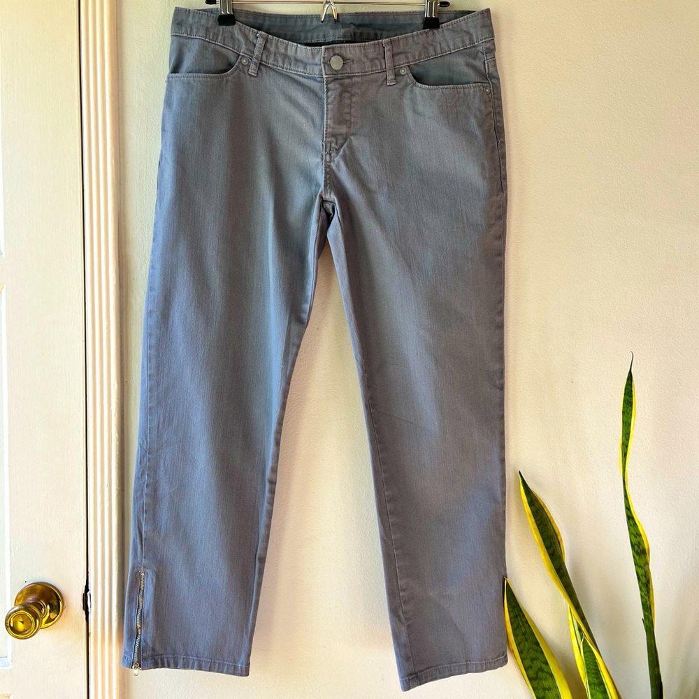 Norma Kamali•Straight Crop Ankle Zip Stretch Jeans•Sz 6